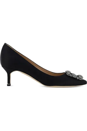 Manolo Blahnik 30 mm Hangisi satijnen pumps