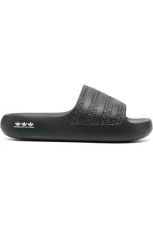adidas Adilette Ayoon slippers met logo