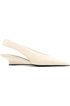 Totême The Pumps met sleehak