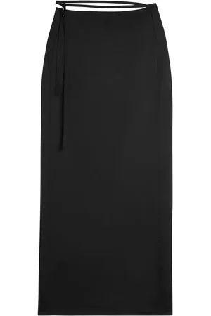 Axel Arigato Maxi