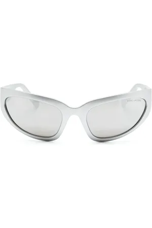 Marc Jacobs The Bold Logo zonnebril met bikermontuur