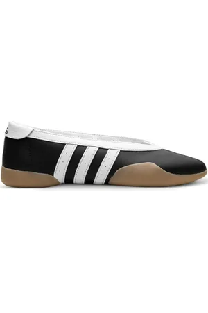 adidas Taekwondo Mei Ballet "Core Black/Cloud White/Gum" sneakers