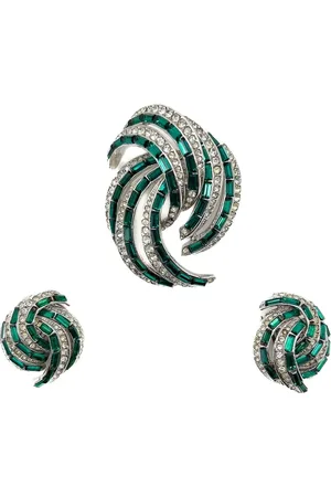 JENNIFER GIBSON JEWELLERY 1950s broche en oorbellen verfraaid met kristallen