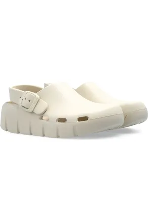 Birkenstock Klompen met plateauzool en gespdetail