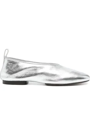Soeur Bala ballerina