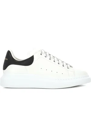 Alexander McQueen Geperforeerde sneakers