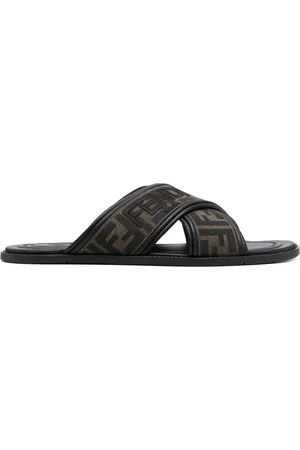Fendi Slippers met FF