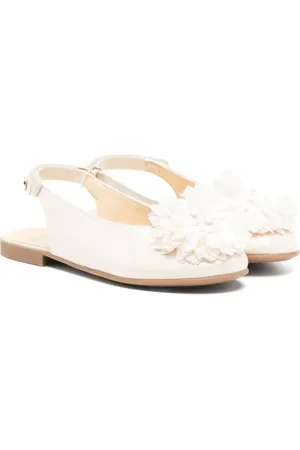 Andanines Sandalen verfraaid met imitatieparels