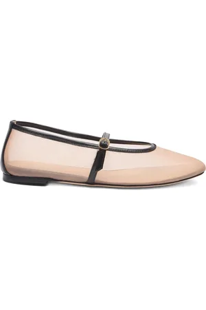 Stuart Weitzman Bareitall ballerina