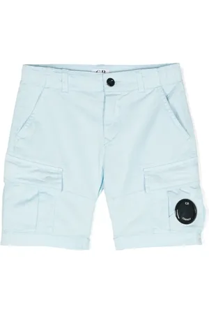 C.P. Company Twill shorts met lensdetail