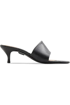 Filippa K Sandalen met slangenleer