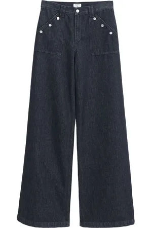 Filippa K Jeans met wijde pijpen en knopen
