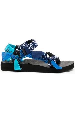 Arizona Love Trekky sandalen met bandanaprint