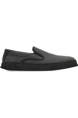 Salvatore Ferragamo Sneakers met gancini
