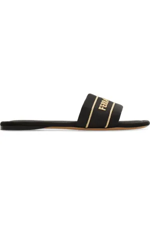 Salvatore Ferragamo Slippers met logo
