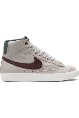 Nike Blazer Mid 