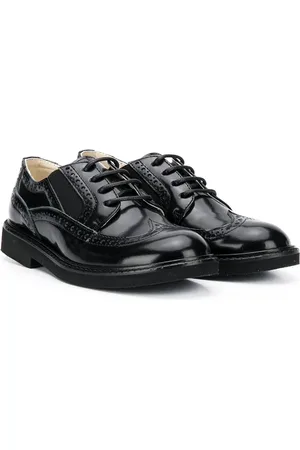 ANDREA MONTELPARE Brogues met ronde neus