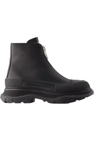 Alexander McQueen Boots - Tread Slick Ankle Boots - Leather - Black in