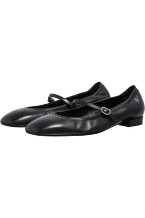 Stuart Weitzman Loafers - Claris Ballet Flat in