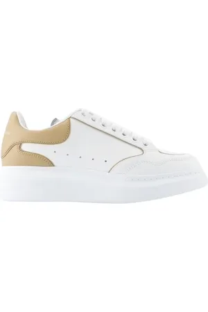 Alexander McQueen Low-Top Sneakers - Oversized Sneakers - Leather - White/Camel in