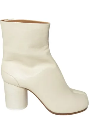 Maison Margiela Boots - White Leather Tabi Boots in