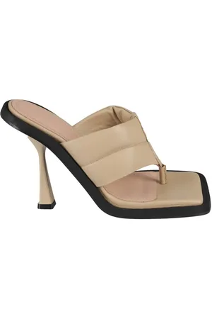 ANDREADAMO Slippers & Mules - Square Toe Padded Thong Leather Mules in