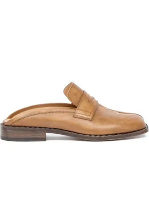 Maison Margiela Loafers - Mule Tabi Loafer in