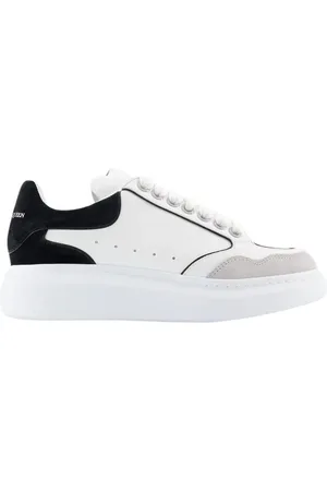 Alexander McQueen Low-Top Sneakers - Oversized Sneakers - Leather - Grey in