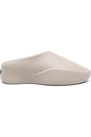 FEAR OF GOD Slippers & Mules - Eva Runner Concrete in