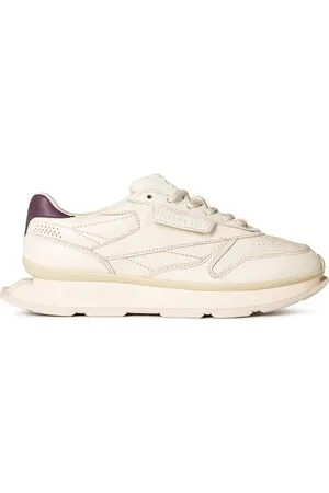 Reebok Low-Top Sneakers - Classic Leather Ltd Garment Off White Sneakers in