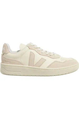 Veja Low-Top Sneakers - V-90 in