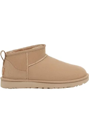 UGG Boots - Classic Ultra Mini Stiefel in