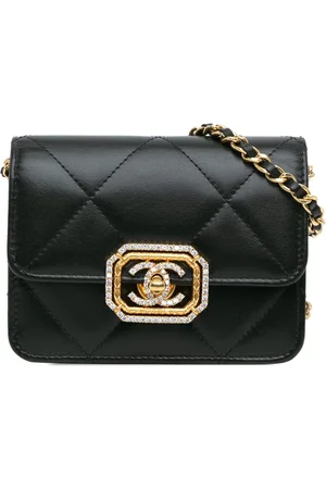 CHANEL Portemonnees - 2021-2024 Quilted Calfskin Strass Card Holder On C in