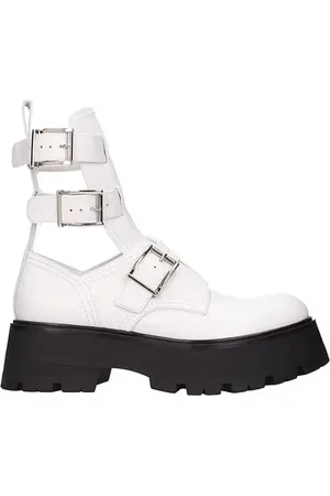 Alexander McQueen Boots & laarzen - Leather Ankle Boots in