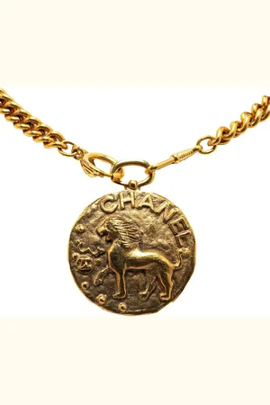 CHANEL Kettingen - Plated Leo Lion Medallion Pendant Necklace in