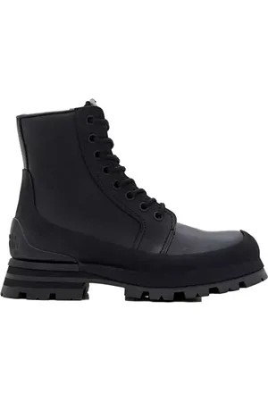 Alexander McQueen Boots - Leather Boots in