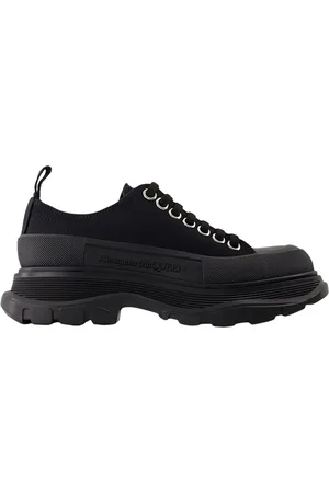Alexander McQueen Low-Top Sneakers - Tread Slick Sneakers - Canvas - Black in