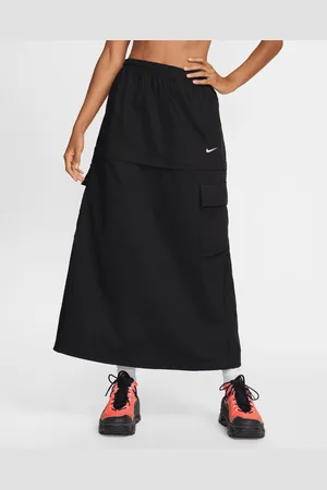 Nike Sportswear Essential Women
