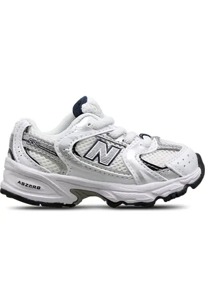New Balance 530 Unisex Schoenen - Wit - Maat: 22.5 - Synthetisch - Foot Locker