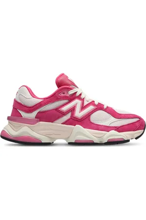 New Balance 9060 Dames Schoenen - Bruin - Maat: 36 - Leer - Foot Locker