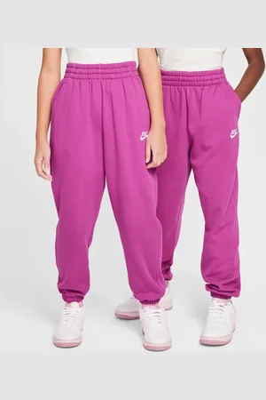 Nike Club Unisex Broeken - Roze - Maat: 128 - 137 CM - Foot Locker