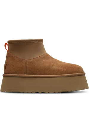 UGG Classic Dames Schoenen - Bruin - Maat: 39 - Leer - Foot Locker