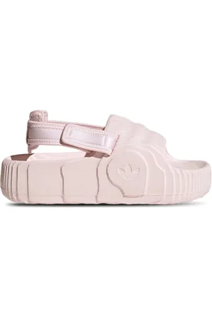 adidas Adilette Dames Slippers en Sandalen - Roze - Maat: 36 2/3 - Mesh/Synthetisch - Foot Locker