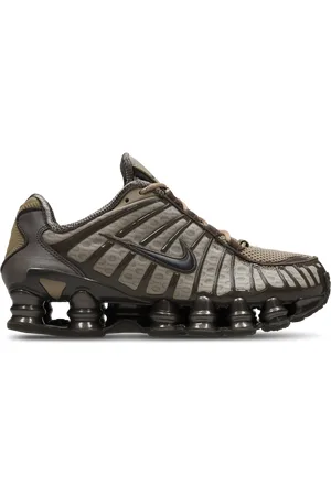 Nike Shox Dames Schoenen - Bruin - Maat: 36.5 - Plastic - Foot Locker