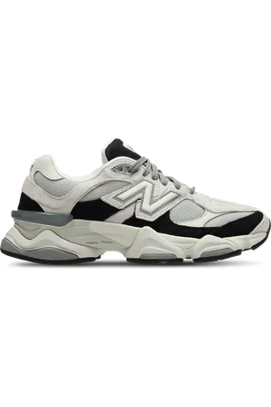 New Balance 9060 Dames Schoenen - Bruin - Maat: 36 - Suède - Foot Locker