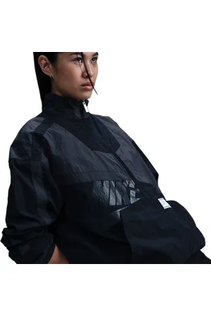 Nike Street Dames Trainingspakken - Grijs - Maat: XS - Poly Woven - Foot Locker