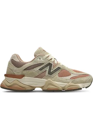 New Balance 9060 Heren Schoenen - - Maat: 41.5 - Suède - Foot Locker