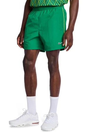 Nike Tuned Heren Korte Broeken - Groen - Maat: XS - Poly Woven - Foot Locker