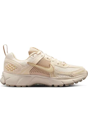 Nike Zoom Unisex Schoenen - Wit - Maat: 35.5 - Mesh/Synthetisch - Foot Locker