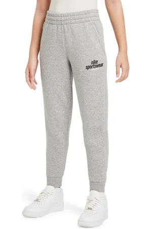 Nike Club Unisex Broeken - Grijs - Maat: 128 - 137 CM - Foot Locker